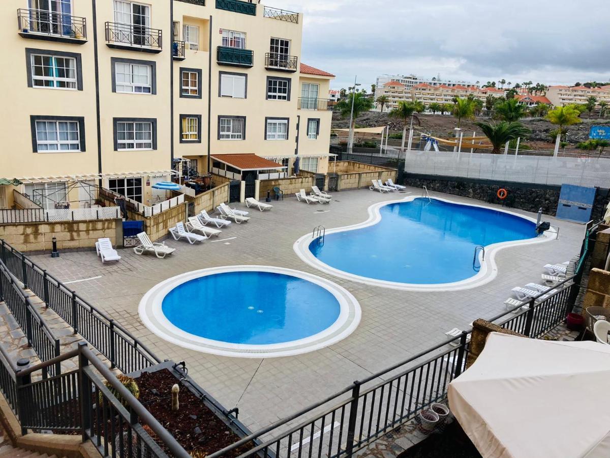Jazuma Beach Apartment 칼라오살바헤 외부 사진