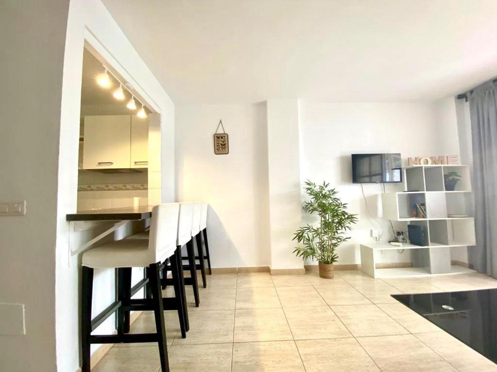 Jazuma Beach Apartment 칼라오살바헤 외부 사진